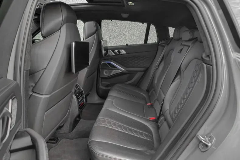 BMW X6 (Seria X) din 2021 cu 49.900 km - oferta BMW248178 - foto 8