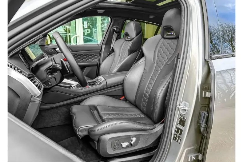 BMW X6 (Seria X) din 2022 cu 59.990 km - oferta BMW248180 - foto 7