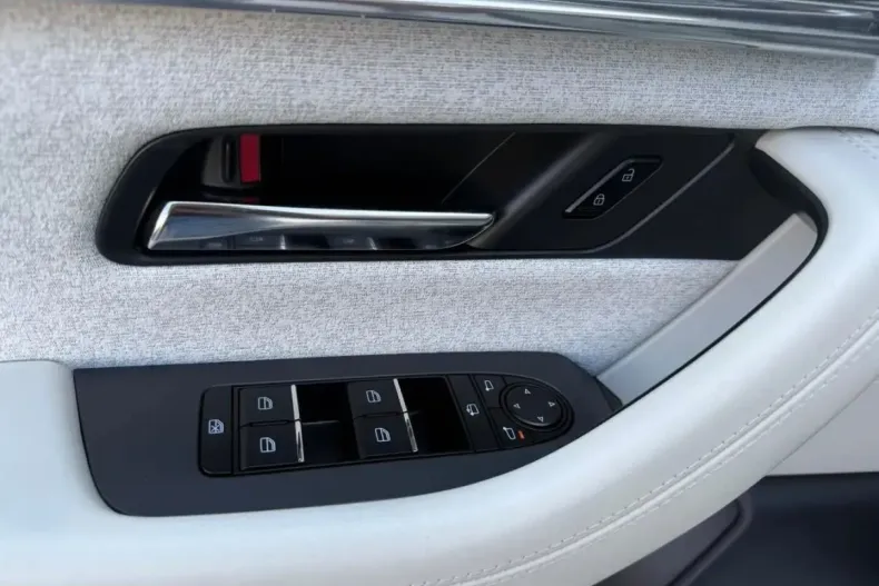 Mazda CX-60 din 2024 cu 12.971 km - oferta MAZ248199 - foto 24