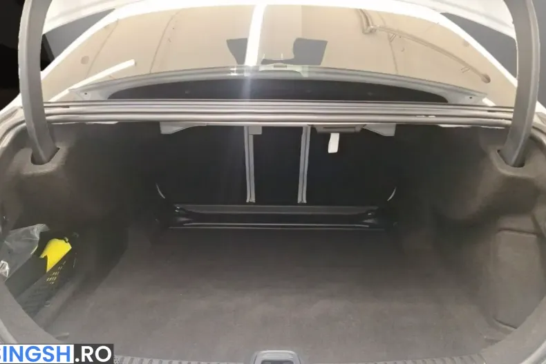 Mercedes-Benz E 220 (Clasa E) din 2025 cu 14.934 km - oferta MER248212 - foto 15