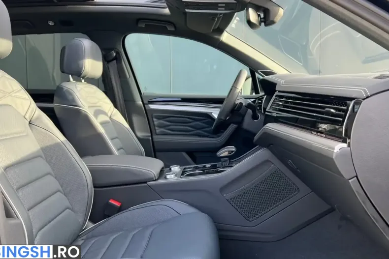 Volkswagen Touareg din 2026 cu 100 km - oferta VOL248216 - foto 19