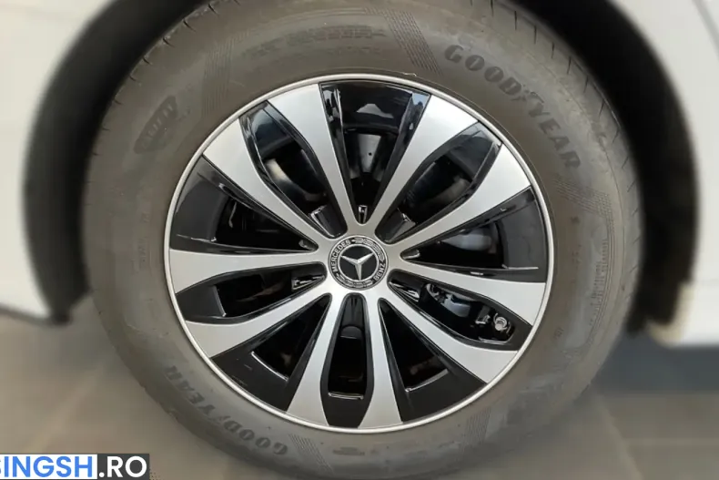 Mercedes-Benz E 220 (Clasa E) din 2025 cu 14.858 km - oferta MER248219 - foto 5