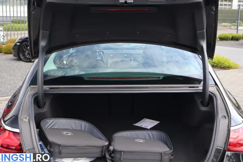 Mercedes-Benz E 300 (Clasa E) din 2024 cu 31.900 km - oferta MER248220 - foto 17