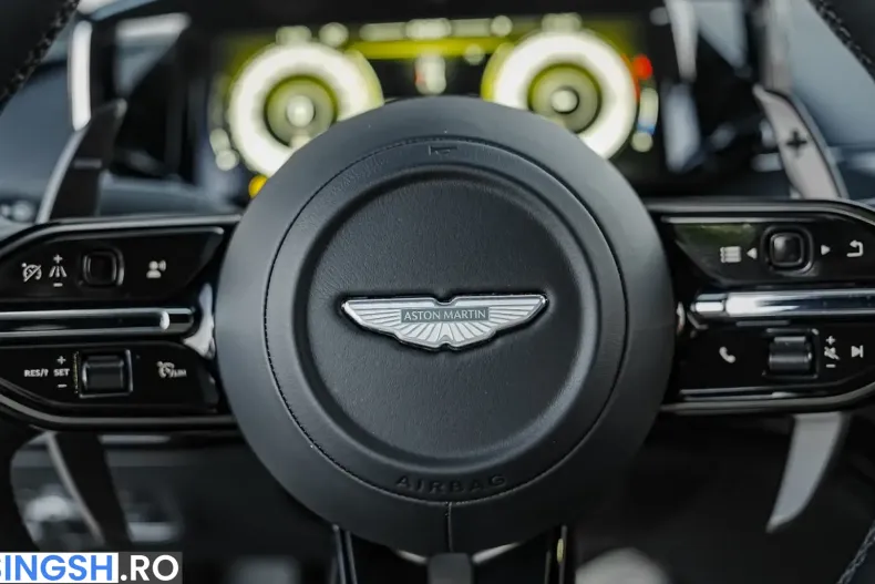 Aston Martin V8 Vantage din 2025 cu 2.400 km - oferta AST248230 - foto 21