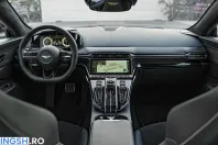 Aston Martin V8 Vantage din 2025 cu 2.400 km - oferta AST248230 - foto 26