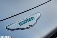Aston Martin V8 Vantage din 2025 cu 2.400 km - oferta AST248230 - foto 36