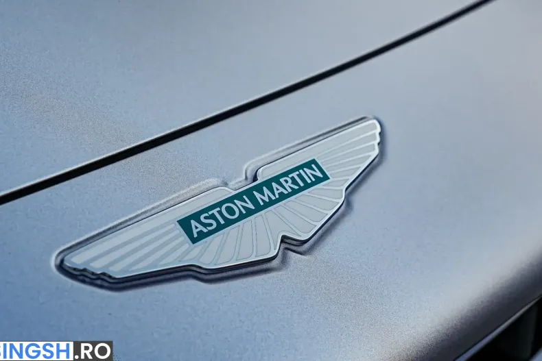 Aston Martin V8 Vantage din 2025 cu 2.400 km - oferta AST248230 - foto 36