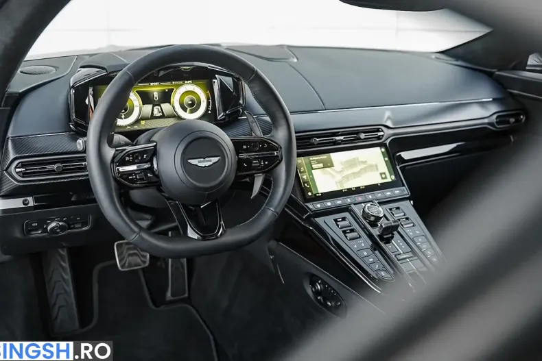 Aston Martin V8 Vantage din 2025 cu 2.400 km - oferta AST248230 - foto 39