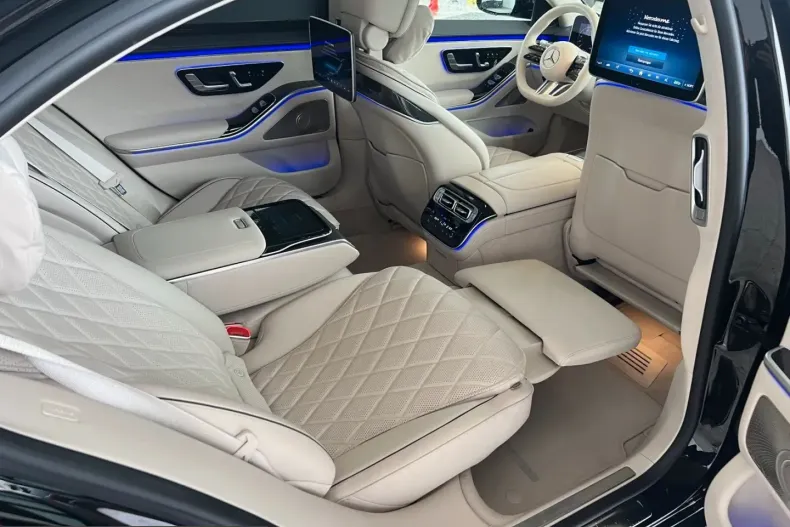 Mercedes-Benz S 580 (Clasa S) din 2024 cu 18.703 km - oferta MER248240 - foto 20