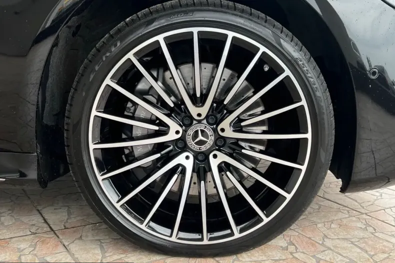 Mercedes-Benz S 580 (Clasa S) din 2024 cu 18.703 km - oferta MER248240 - foto 22