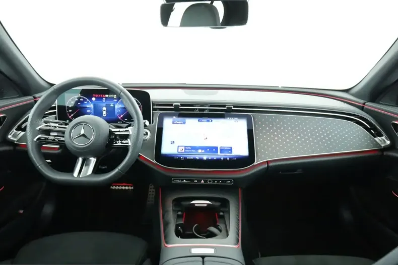 Mercedes-Benz E 200 (Clasa E) din 2025 cu 8.678 km - oferta MER248242 - foto 10