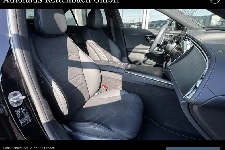 Mercedes-Benz E 200 (Clasa E) din 2024 cu 19.900 km - oferta MER248244 - foto 11