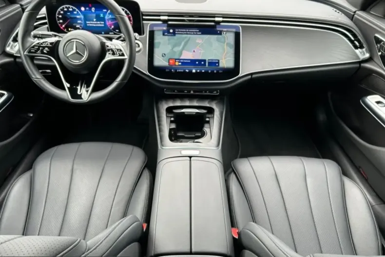 Mercedes-Benz E 200 (Clasa E) din 2024 cu 23.745 km - oferta MER248252 - foto 8