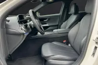 Mercedes-Benz E 200 (Clasa E) din 2024 cu 23.745 km - oferta MER248252 - foto 11