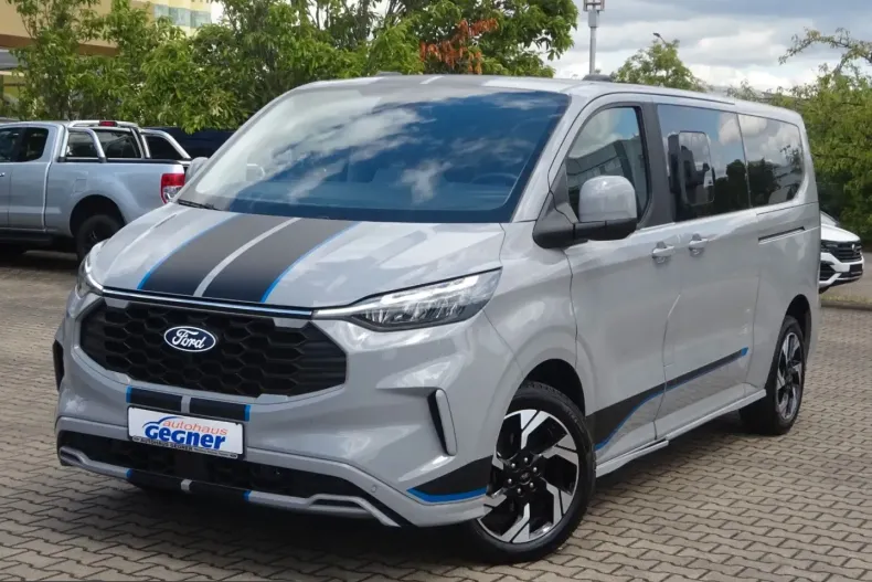 Ford Tourneo Custom din 2025 cu 36.896 km - oferta FOR248263 - foto 1