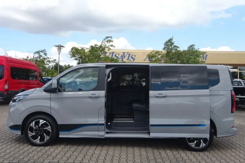 Ford Tourneo Custom din 2025 cu 36.896 km - oferta FOR248263 - foto 3