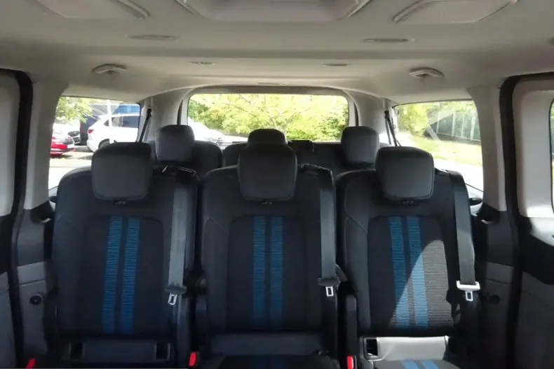 Ford Tourneo Custom din 2025 cu 36.896 km - oferta FOR248263 - foto 15
