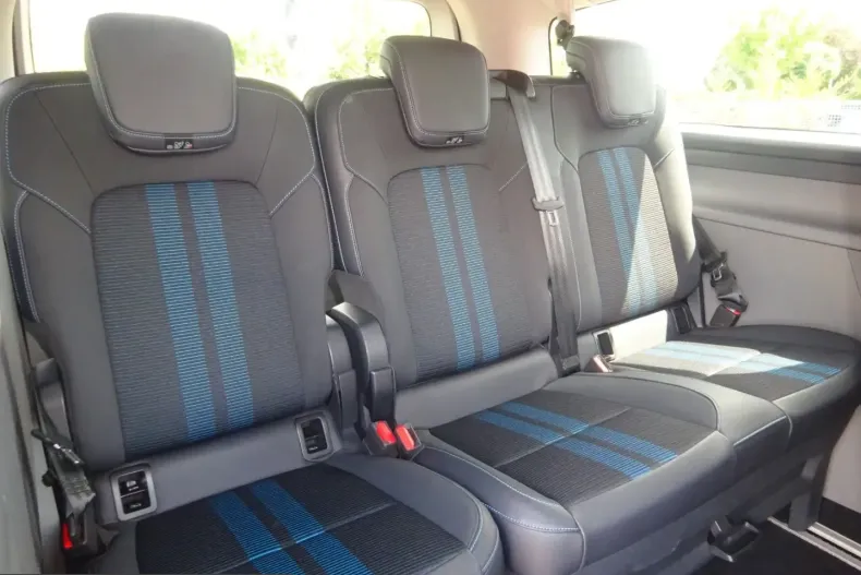 Ford Tourneo Custom din 2025 cu 36.896 km - oferta FOR248263 - foto 17