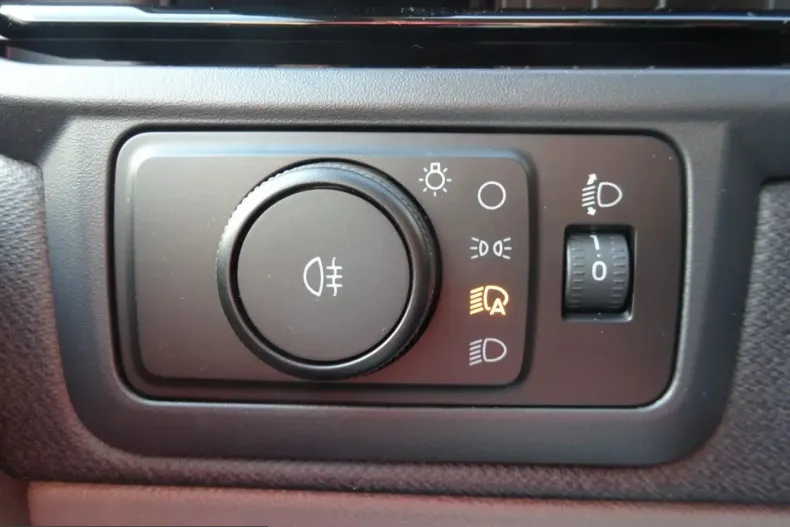 Ford Tourneo Custom din 2025 cu 36.896 km - oferta FOR248263 - foto 28