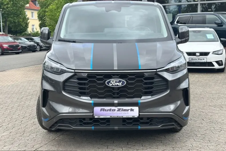 Ford Tourneo Custom din 2025 cu 24.269 km - oferta FOR248265 - foto 3