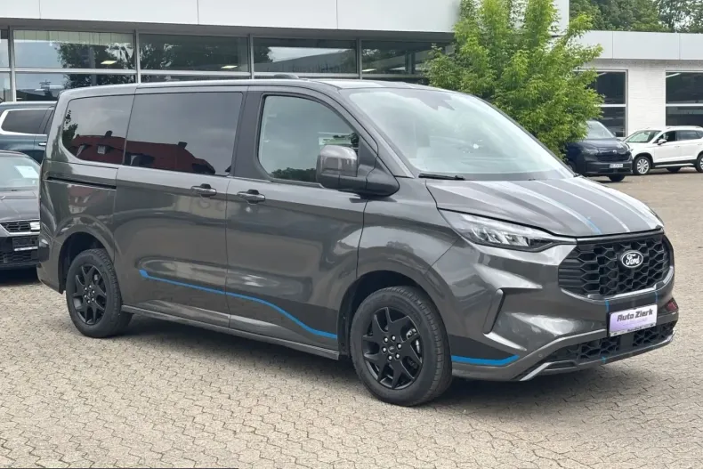 Ford Tourneo Custom din 2025 cu 24.269 km - oferta FOR248265 - foto 4