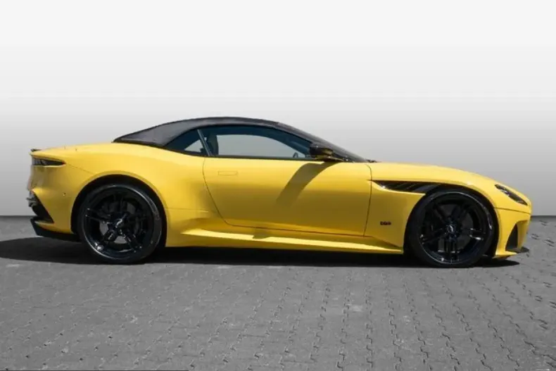 Aston Martin DBS din 2022 cu 10.156 km - oferta AST248269 - foto 4