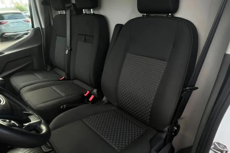 Ford Transit din 2024 cu 11.226 km - oferta FOR248281 - foto 13