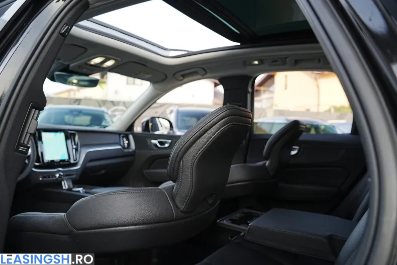 Volvo XC60 din 2022 cu 101.550 km - oferta VOL248289 - foto 24