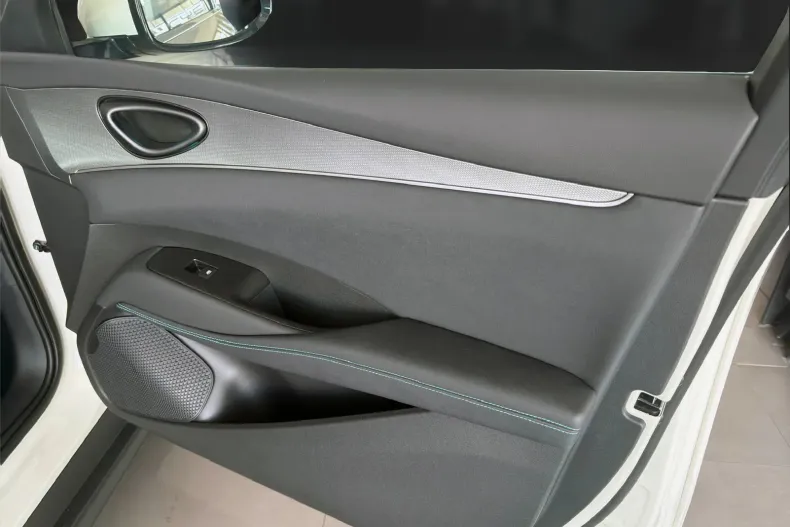 BYD Seal 6 din 2026 cu 3 km - oferta BYD248290 - foto 21