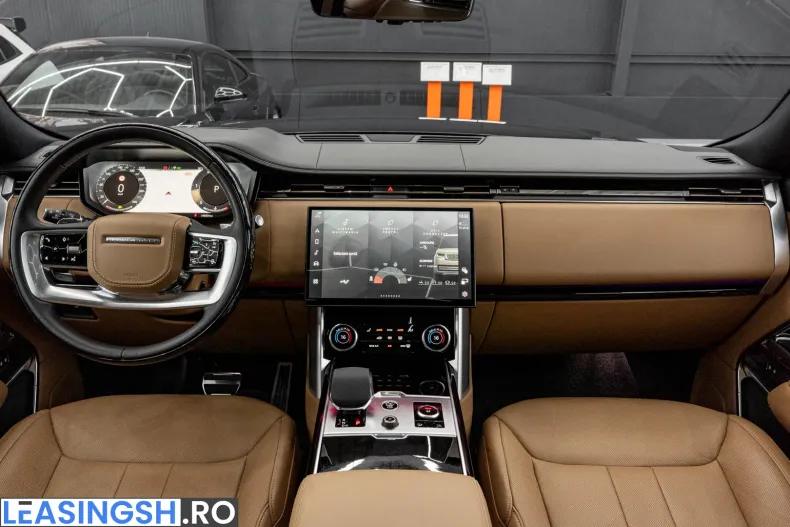 Land Rover Range Rover din 2024 cu 48.204 km - oferta LAN248297 - foto 7