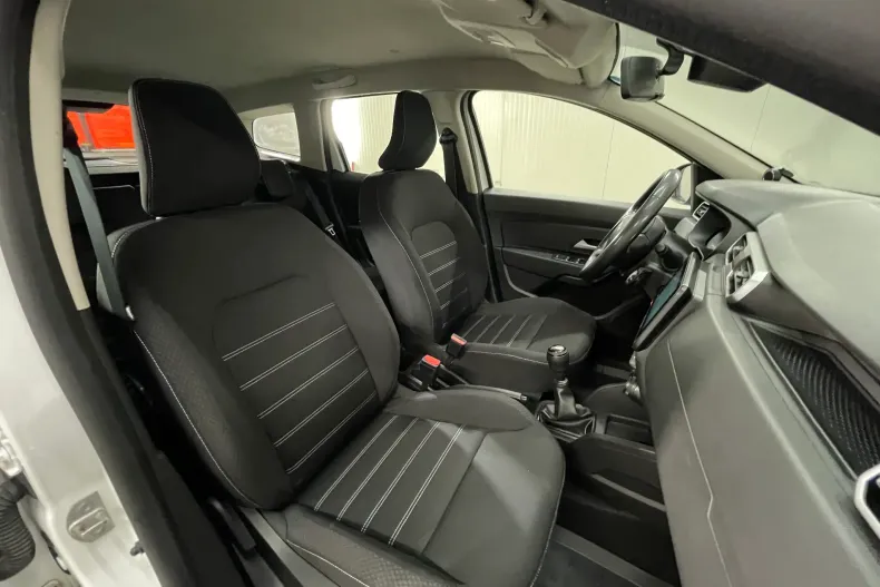 Dacia Duster din 2023 cu 104.374 km - oferta DAC248317 - foto 10