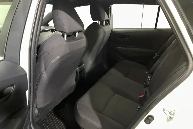 Toyota Corolla din 2022 cu 44.291 km - oferta TOY248324 - foto 11
