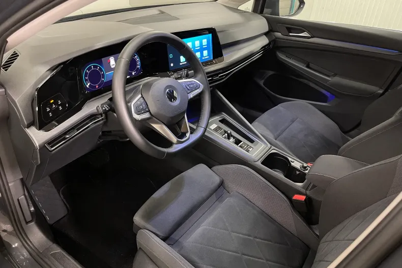 Volkswagen Golf din 2022 cu 69.508 km - oferta VOL248328 - foto 5