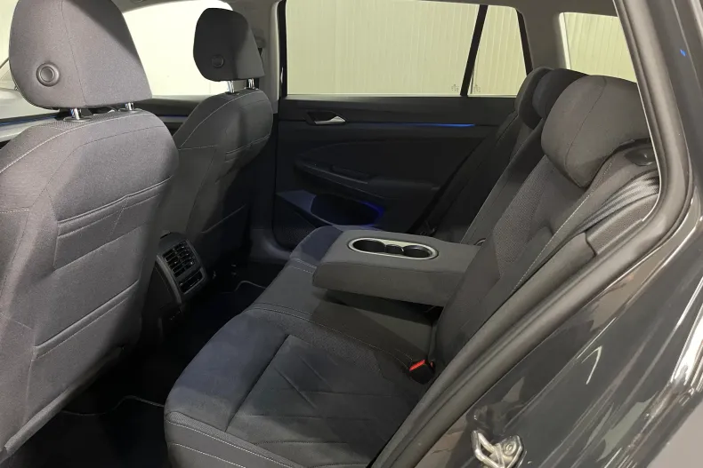 Volkswagen Golf din 2022 cu 69.508 km - oferta VOL248328 - foto 12
