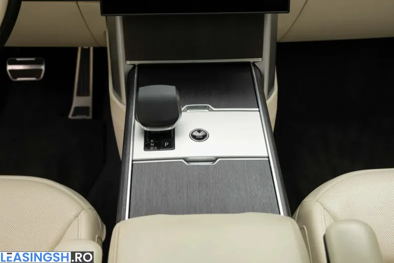 Land Rover Range Rover din 2024 cu 38.300 km - oferta LAN248329 - foto 37