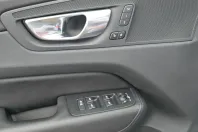 Volvo XC60 din 2022 cu 69.640 km - oferta VOL248330 - foto 16