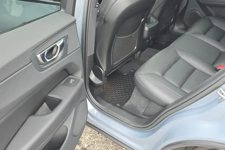 Volvo XC60 din 2022 cu 69.640 km - oferta VOL248330 - foto 20