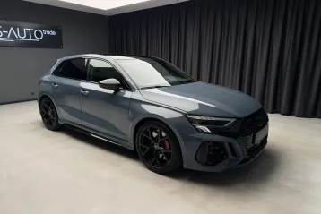 Audi RS3 din 2024 - oferta AUD248331