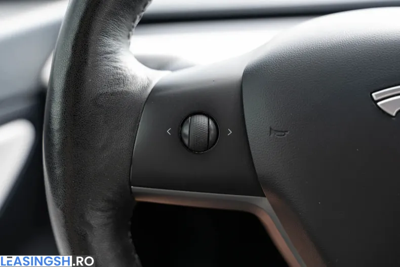 Tesla Model 3 din 2020 cu 143.390 km - oferta TES248339 - foto 19