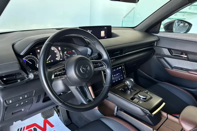 Mazda MX-3 din 2022 cu 40.500 km - oferta MAZ248340 - foto 8