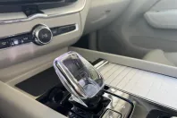 Volvo XC60 din 2026 cu 5.000 km - oferta VOL248345 - foto 17