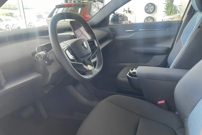 Volvo EX30 din 2026 cu 4.000 km - oferta VOL248346 - foto 10