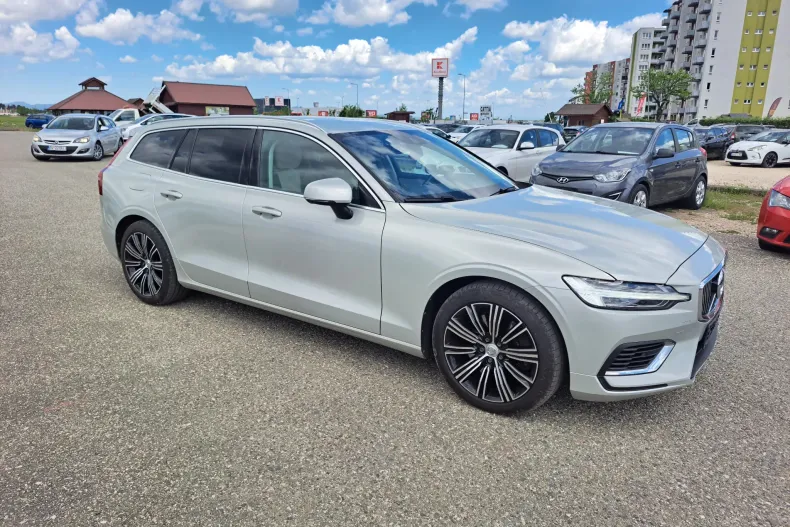 Volvo V60 din 2021 cu 177.125 km - oferta VOL248352 - foto 2