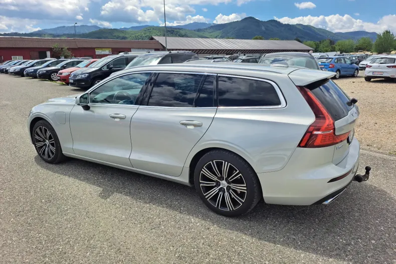 Volvo V60 din 2021 cu 177.125 km - oferta VOL248352 - foto 12
