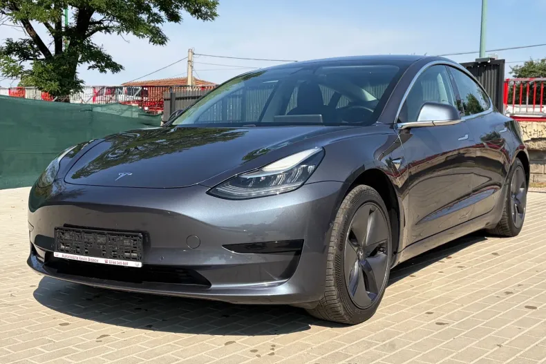 Tesla Model 3 din 2020 cu 132.400 km - oferta TES248353 - foto 1