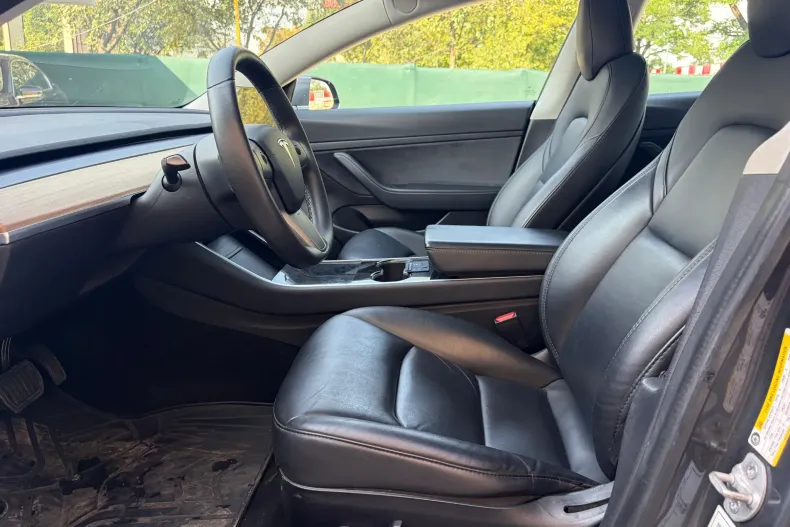 Tesla Model 3 din 2020 cu 132.400 km - oferta TES248353 - foto 22