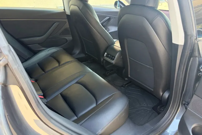 Tesla Model 3 din 2020 cu 132.400 km - oferta TES248353 - foto 26