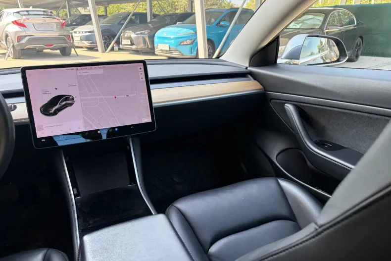 Tesla Model 3 din 2020 cu 132.400 km - oferta TES248353 - foto 28