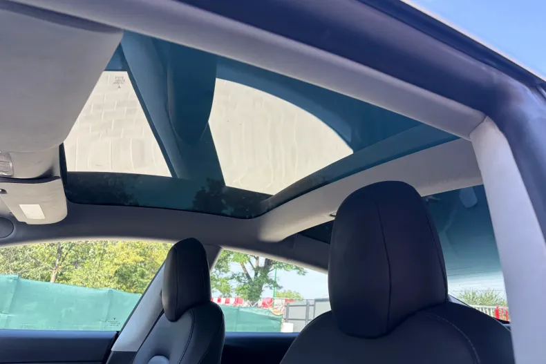 Tesla Model 3 din 2020 cu 132.400 km - oferta TES248353 - foto 30