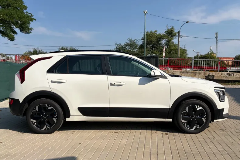 Kia Niro din 2022 cu 73.400 km - oferta KIA248355 - foto 9